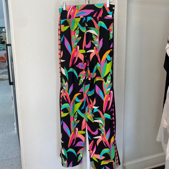 Trina Turk Birds of Paradise beach pants - Picture 4 of 6
